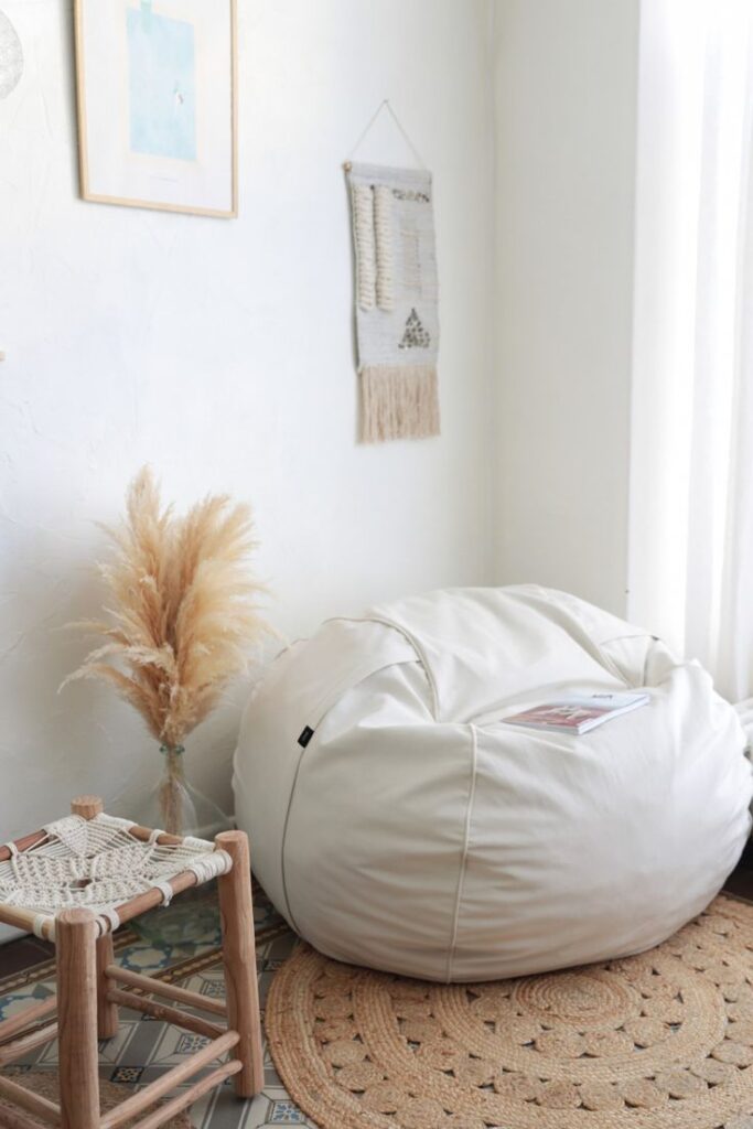 vetsak une marque de poufs géants très confortables pour l'intérieur